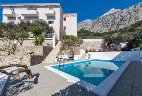 Villa Petra Apartment with private pool